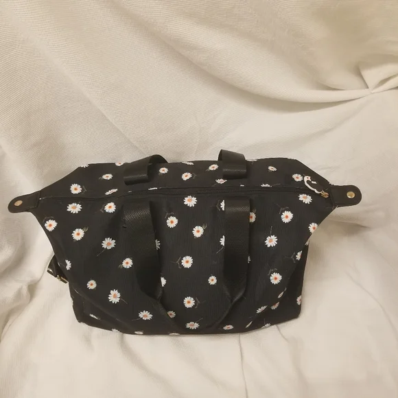 Alice + Olivia Daisy Print Travel Bag - Picture 7 of 16